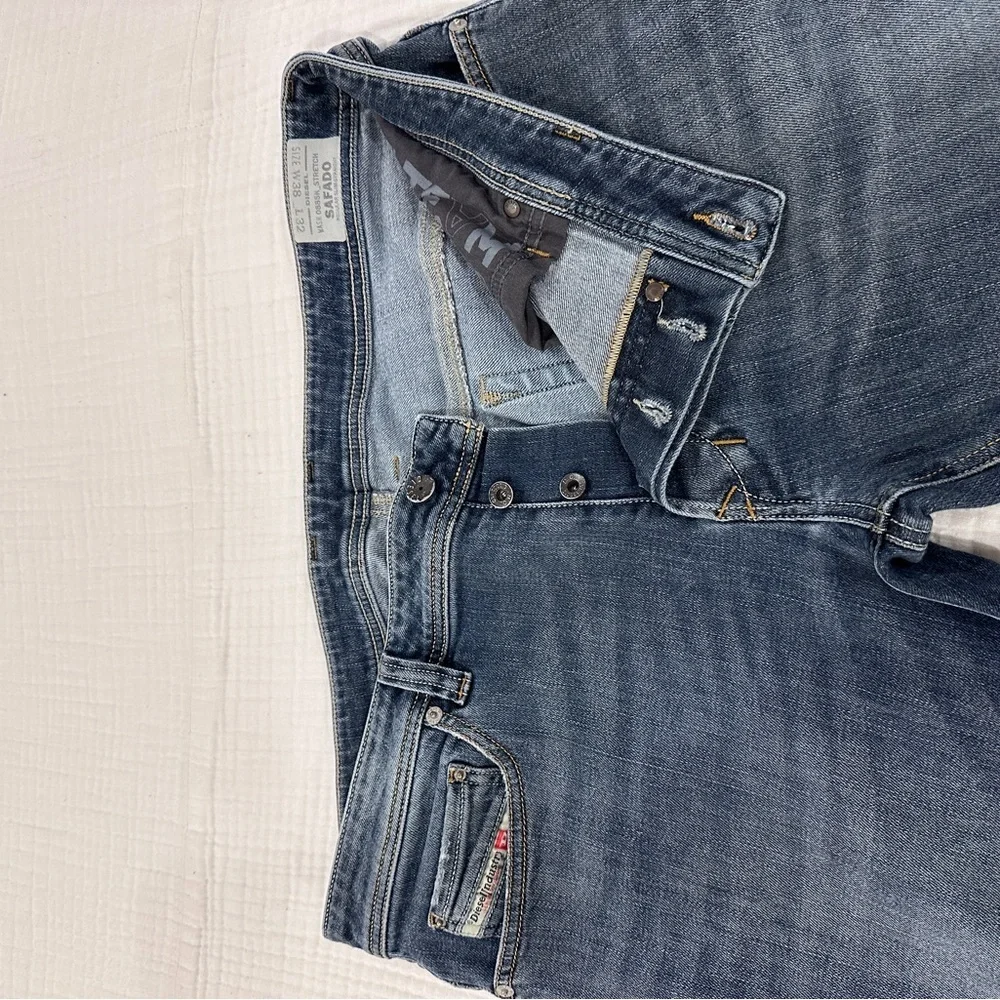 Diesel Men's Indigo Straight Jeans - Picture 4 of 4